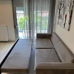 Lux Palace 公寓 特里卡拉