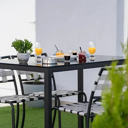 Lux Palace Apartament Tríkala